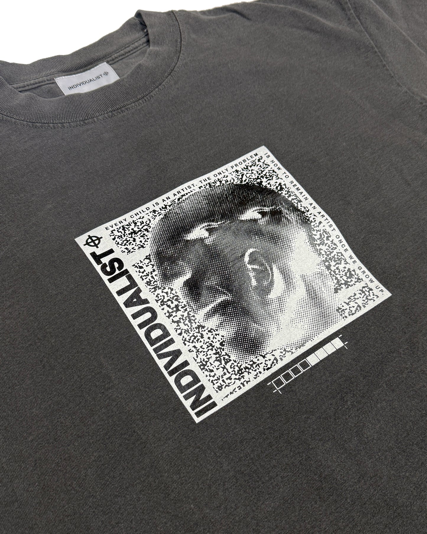 Picasso SS Tee - Charcoal